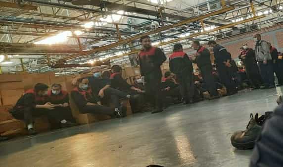 اعتراض کارگران موتورسازان تبریز همچنان ادامه دارد