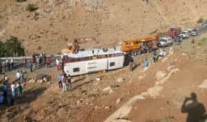 واژگونی اتوبوس در شبستر ۱۷ مصدوم برجا گذاشت