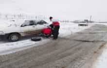 امدادرسانی راهداران آذربایجان‌شرقی به ۷۲۳ خودروی گرفتار در برف و کولاک