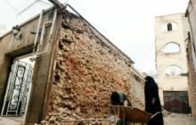 مرمت و ساماندهی دیوار خانه تاریخی حریری