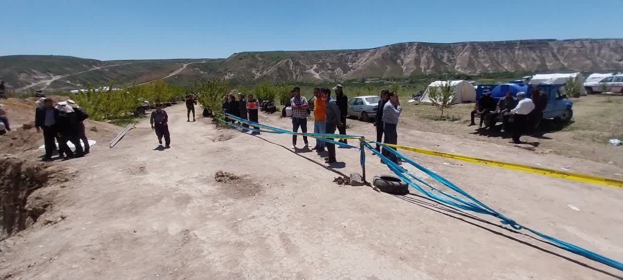 پیکر مرد هشترودی از عمق چاه ۵۰ متری خارج شد