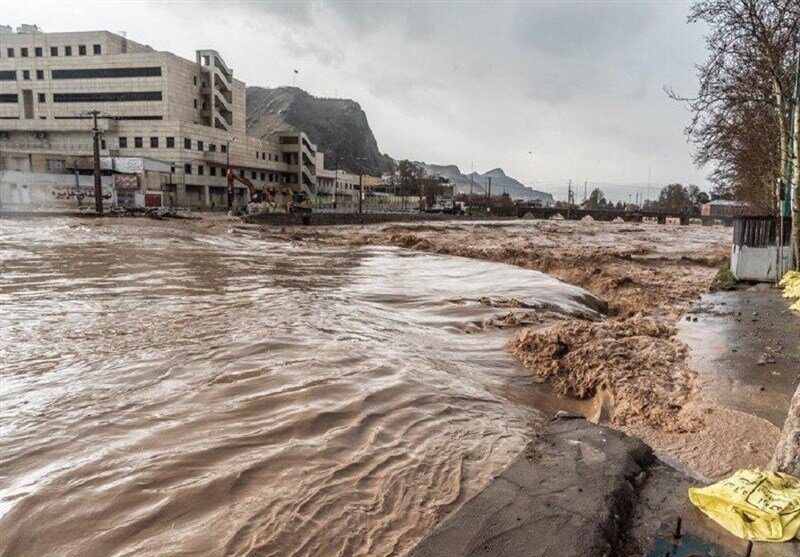 خسارت سیلاب به ۲۰۰ واحد مسکونی و تجاری در شهرستان سراب