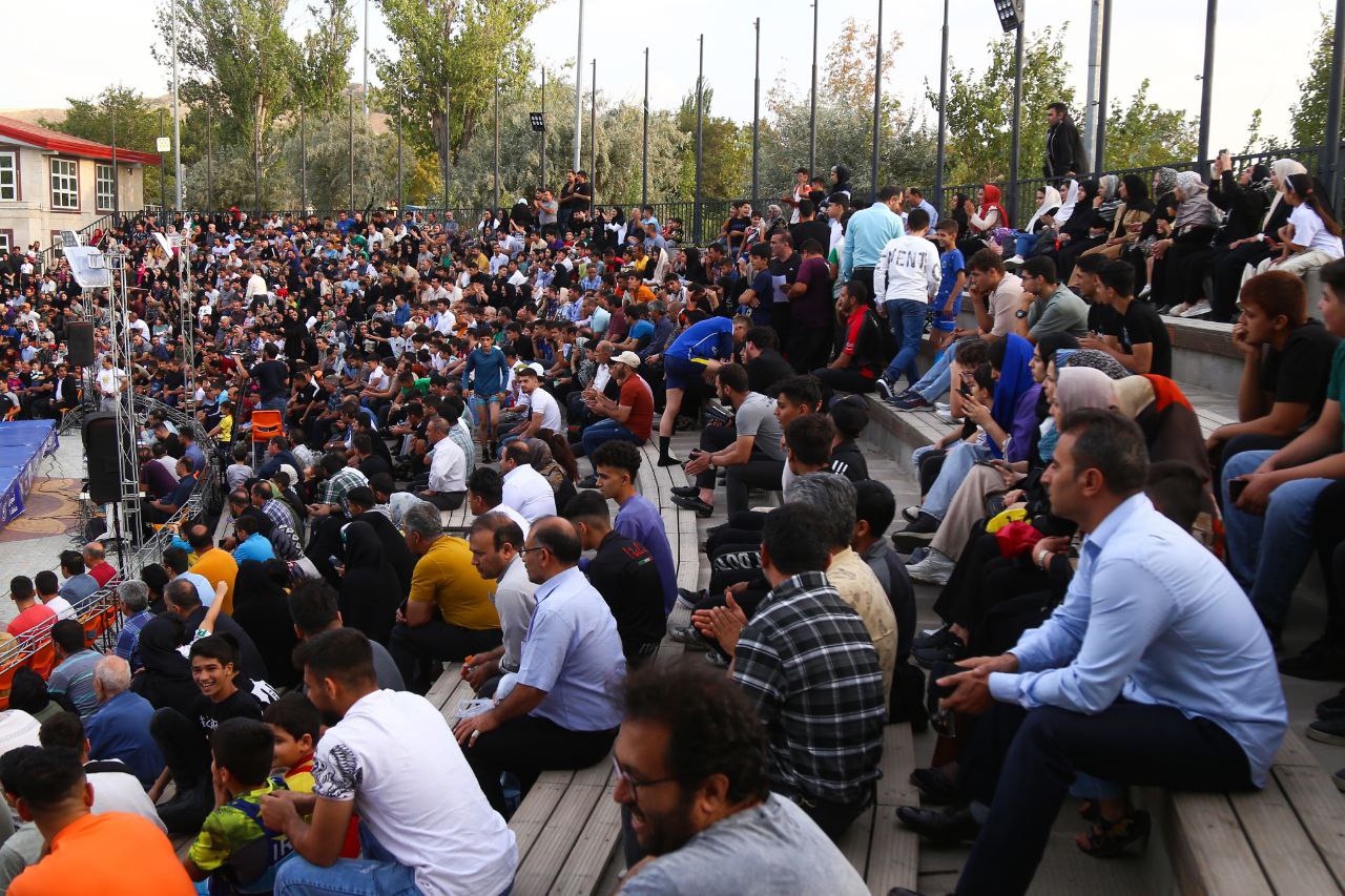 جشنواره ی کشتی آینده سازان در تبریز برگزار شد