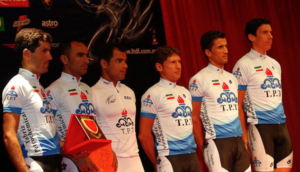 تیم دوچرخه سواری پتروشیمی تبریز احیا شد