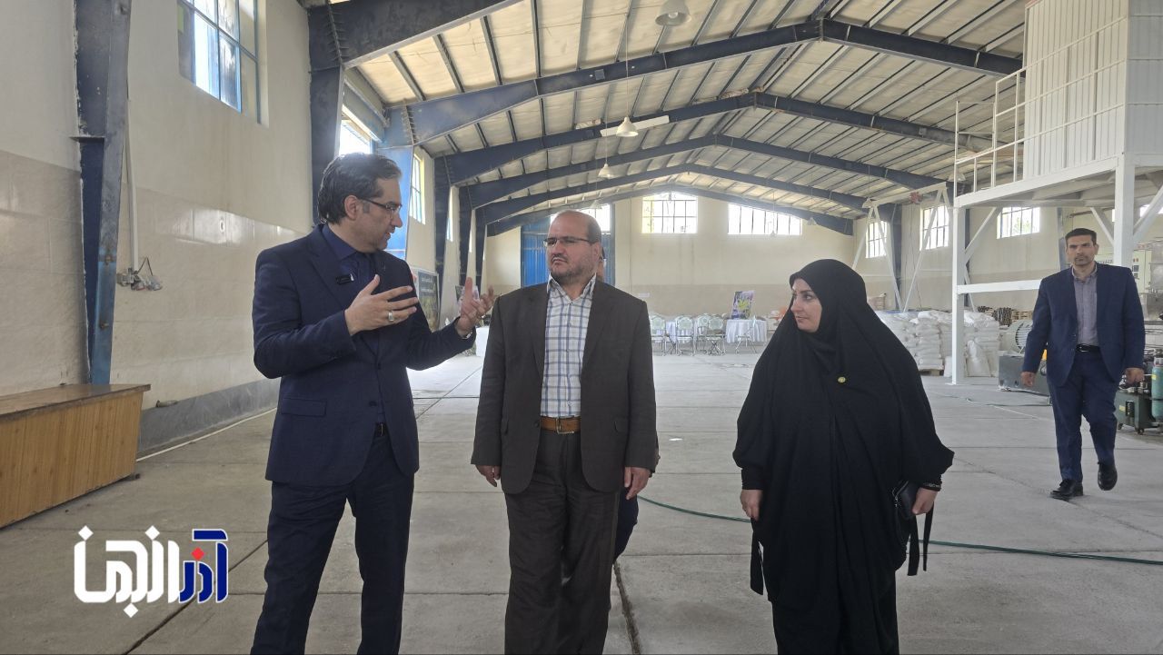 بازدید رئیس منطقه ۵ بازرسی کشور از دو شرکت دانش بنیان پارک علم و فناوری آذربایجان شرقی