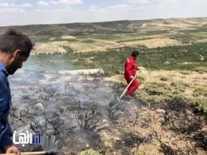 مهار آتش‌سوزی در مراتع آلماچوان شهرستان مراغه
