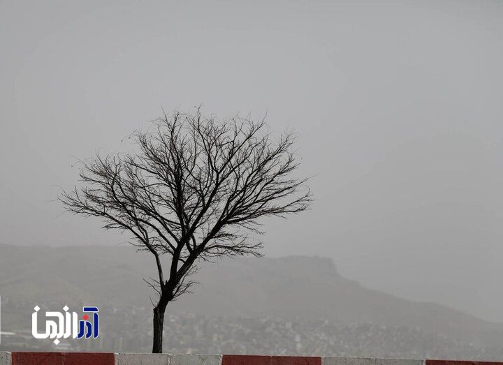 گرد و غبار در راه شهرهای جنوبی آذربایجان‌شرقی است