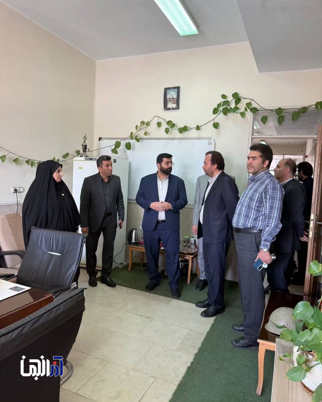 بازدید رئیس پارک علم و فناوری آذربایجان شرقی از مرکز رشد میانه