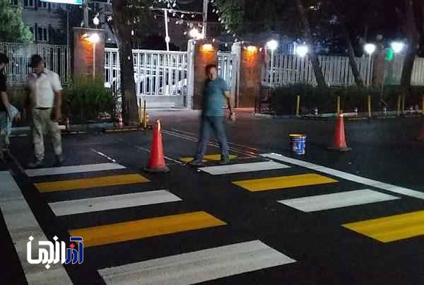 اجرای خط کشی دوجزیی عابر پیاده، در محدوده شهرداری منطقه 8