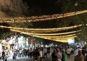 نورپردازی مسیر سنگ فرش ولیعصر(عج) همزمان با اتمام پروژه انسان محور پیاده‌راه این محدوده