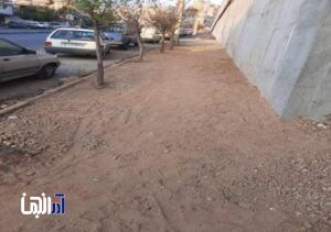 اجرای عملیات تسطیح و زیرسازی پیادهرو مسیر بلوار ایدهلو بهسمت کوی جاوید