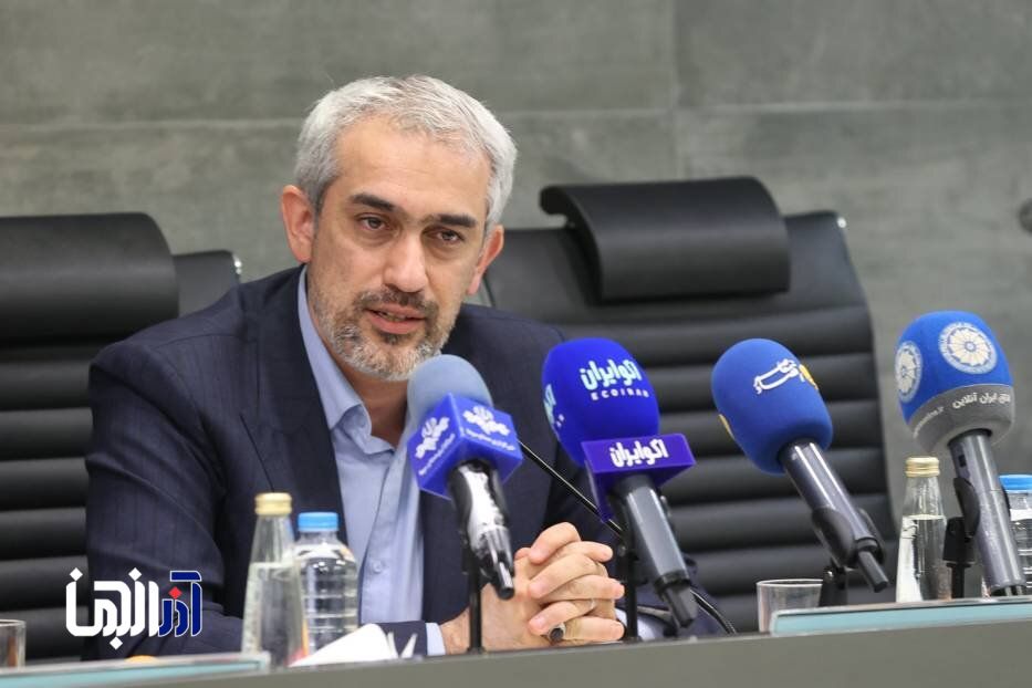 اتاق عملیات ارزی دولت شبانهروزی فعال است/قدرت خرید دهک میانی حفظ میشود
