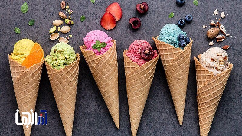چگونه بستنی قیفی خانگی با میوه و شکلات درست کنیم؟