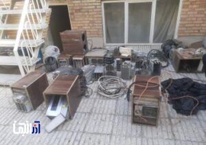توقیف ۱۳ دستگاه ماینر غیرمجاز از یک واحد مسکونی در محدوده قراملک تبریز