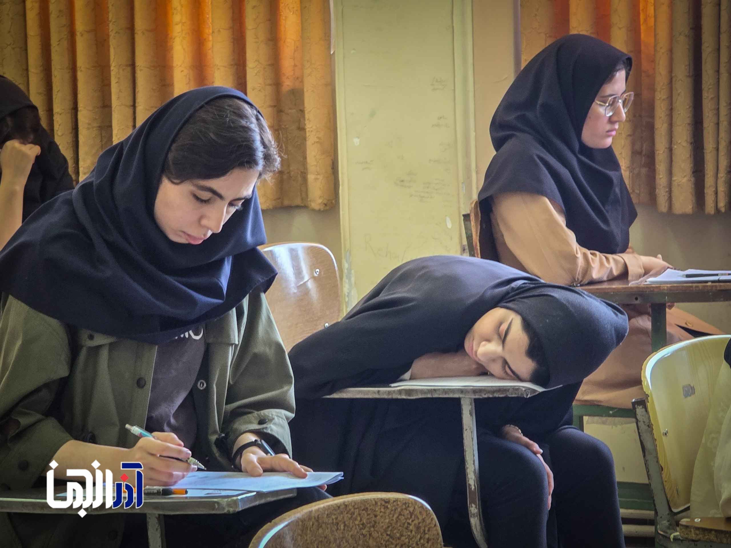 کنکور ۱۴۰۵ از دوربین آذرانجمن